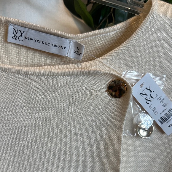 🆕NWT NY&C Chic Cream Double-Breasted Knit Cardigan, M - Picture 2 of 9